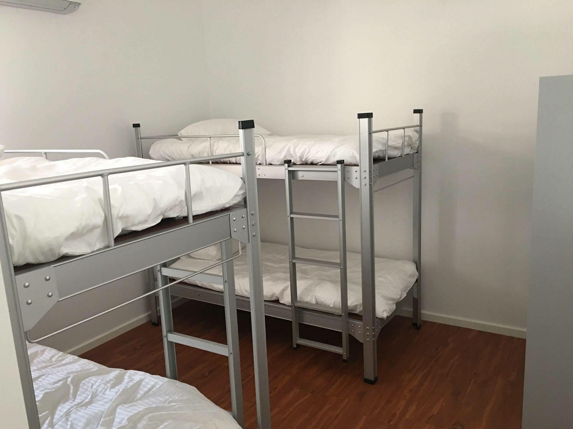 Downtown Backpackers Hostel Perth - Note - Valid Passport Required For Check In Eksteriør billede