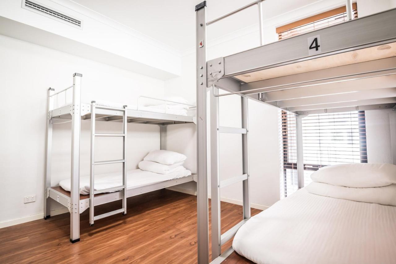 Downtown Backpackers Hostel Perth - Note - Valid Passport Required For Check In Eksteriør billede